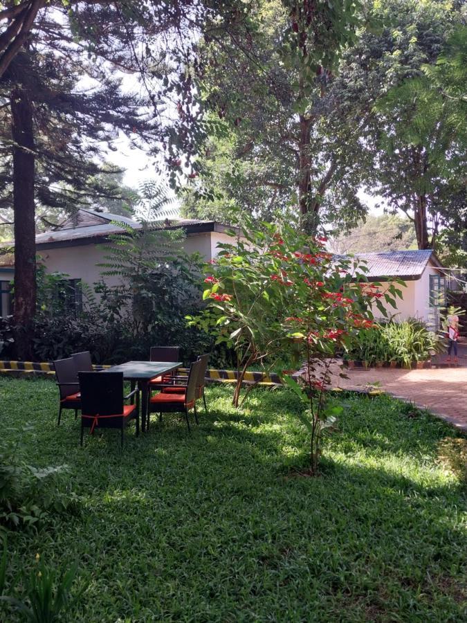 Green Garden Guest House Аруша Экстерьер фото