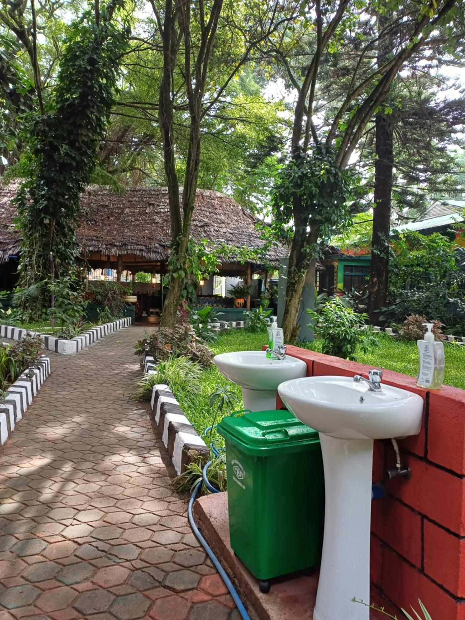 Green Garden Guest House Аруша Экстерьер фото
